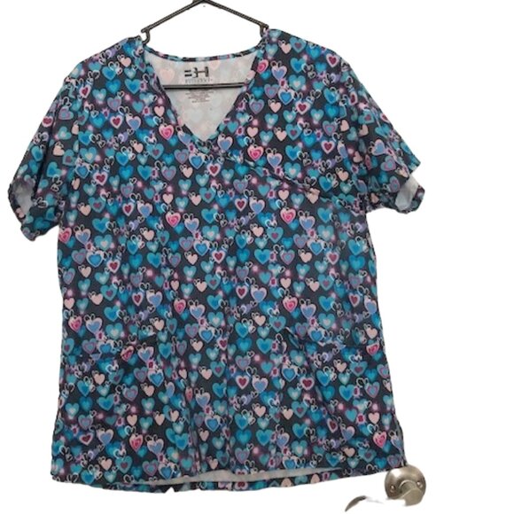 Beverly Hills Uniforms Women’s Printed Scrub Top Hearts - L - Picture 2 of 5